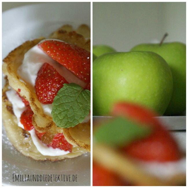pancakes mit Apfel im Hintergrund